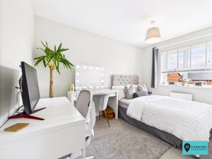 Bedroom- click for photo gallery